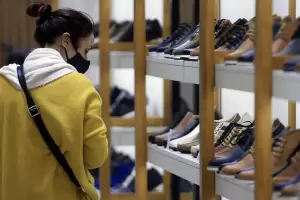 Las ventas minoristas subieron 15% interanual en marzo