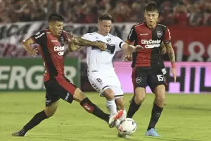 Newell's le gan� a Platense en su casa