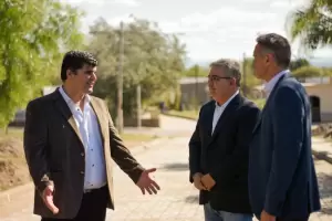 Ral Jalil y Katopodis recorrieron obras en el Este y firmaron convenios para ms rutas