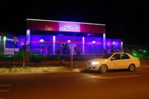 Denuncias cruzadas entre una agente y un oficial principal por lesiones en un boliche de la Capital