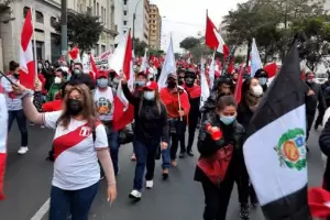 El Congreso de Per exhorta a Pedro Castillo a renunciar a la presidencia