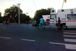 Chocaron dos motociclistas en Valle Viejo