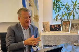 Despu�s de ser condenado por corrupci�n, Urribarri renunci� a su cargo como embajador de Israel
