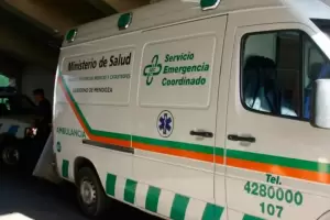 Brutal accidente en Mendoza: Cay en una moledora de uva y le tuvieron que amputar los pies
