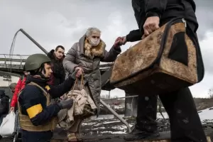 Habilitarn 9 corredores humanitarios para evacuar a civiles de las ciudades