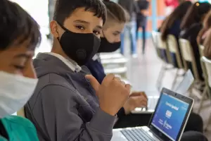 Alumnos de la Escuela Secundaria N7 recibieron sus netbooks educativas
