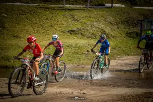 Mountain Bike: Cientos de competidores participaron en la Ultra Kondur MTB
