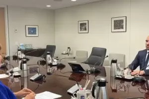 Martn Guzmn viaja a Washington para reunirse con directivos del FMI