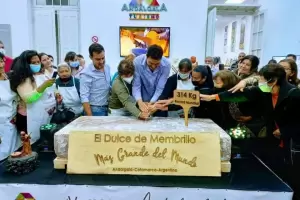 Andalgal cort el dulce de membrillo ms grande del mundo