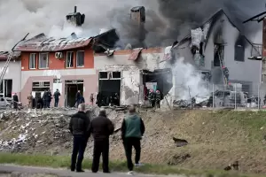 Seis muertos y ocho heridos en un ataque con misiles a la occidental Lviv