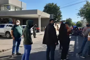 Bacchiani est internado en un sanatorio cntrico y los ahorristas reclamaron all por los pagos