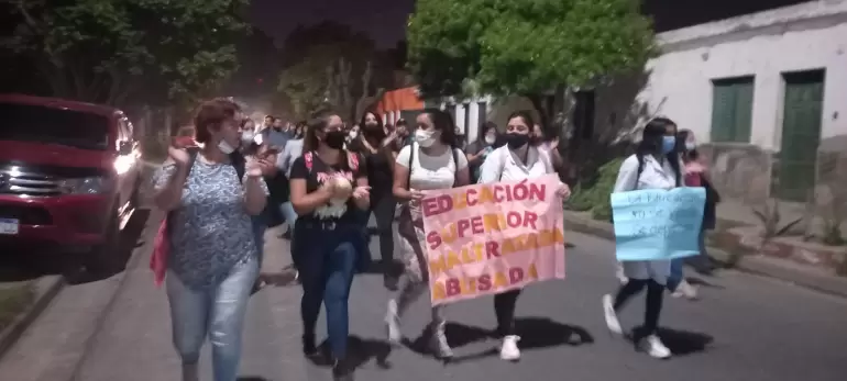 Alumnos del "Jos Cubas" prostestan
