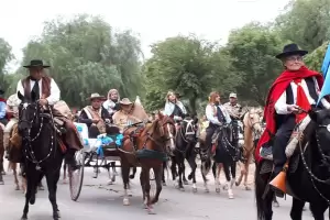 Cabalgata histrica: los gauchos se aprestan a honrar a la Virgen