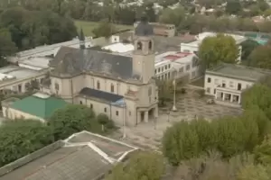 Un hombre amenaz de muerte al compaero de colegio de su hija