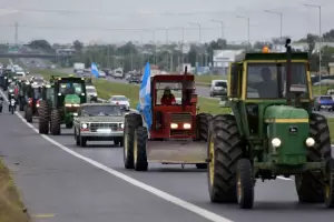 El tractorazo lleg a Plaza de Mayo y el campo lleva sus reclamos a la Casa Rosada