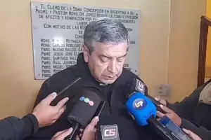 Monseor Jos Daz suspendi al sacerdote de Simoca acusado de violacin