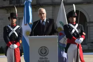 El ministro de Defensa agradeci la labor del Ejrcito durante la pandemia