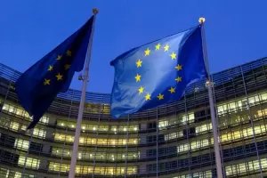 La Unin Europea acord embargar ms de dos tercios del total de petrleo ruso