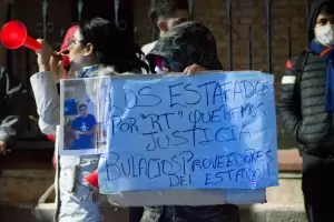 Noche de reclamos: por primera vez, la marcha de los ahorristas se dividi en dos grupos