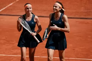 Gabriela Sabatini y Gisela Dulko disputarn la final del torneo de leyendas de Roland Garros