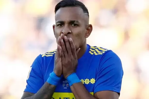 Boca anunci� que Sebasti�n Villa est� a un paso de regresar al club
