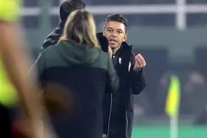 Marcelo Gallardo y Sebastin Beccacece se sacaron chispas en el encuentro entre River y Defensa y Justicia