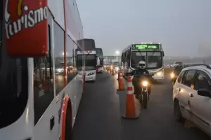Tras ocho horas, se levant el corte en la autopista Bs. As.- La Plata