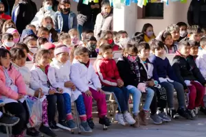 Los alumnos de la Escuela Hogar festejaron el 72� aniversario de su fundaci�n