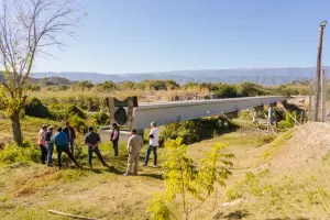 Acueducto Norte: Kozicki y autoridades de Aguas de Catamarca recorrieron obras