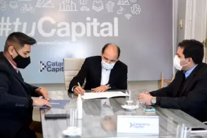 La Caja de Crdito firm un convenio con el Tribunal de Cuentas