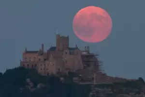 Luna de Fresa 2022: La superluna que marca el inicio del verano