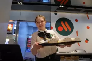 Rusia: reabrieron los antiguos locales de McDonald's bajo el nombre "Delicioso y punto"