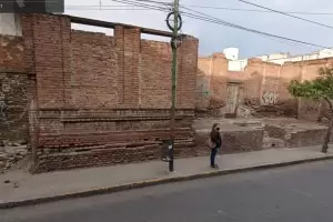 Por la destruccin de la casona de Ramn Clero Ahumada, denunciaron al municipio de Capital