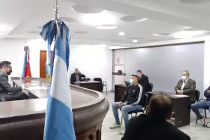 Polica imputado por privacin de la libertad y vejaciones a la actual pareja de su ex no declar