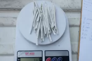 Lo sorprenden con "porros" de marihuana