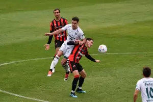 Sarmiento recibe a Patronato en duelo de necesitados