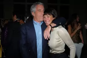Por trfico sexual, condenaron a Ghislaine Maxwell a 20 aos de prisin