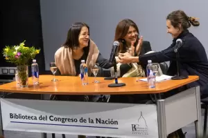 Ginocchio promovi la presentacin de un documental catamarqueo