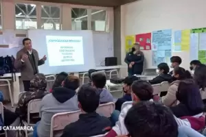 Estudiantes secundarios recibieron una charla de prevenci�n y concientizaci�n sobre Grooming