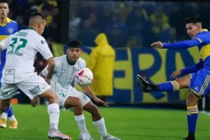 Banfield super a Boca y lo gole en La Bombonera