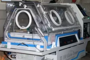 Ro Grande: La historia del beb que la tripulacin del avin sanitario logr trasladar