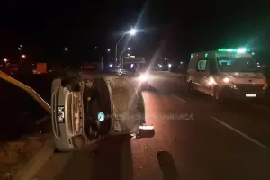 Volc un auto en el sur