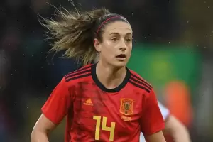 Alexia Putellas, la mejor futbolista del mundo, se lesion de gravedad y estar un largo tiempo fuera de las canchas
