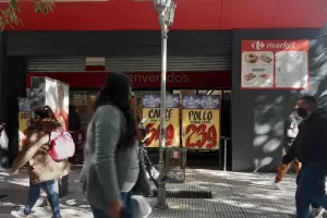 Remarcaciones del 30% en alimentos: la estampida de los precios por el dlar