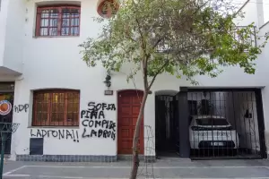 Escracharon a la pareja de Bacchiani