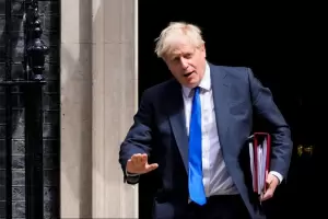 Boris Johnson renunci como primer ministro del Reino Unido