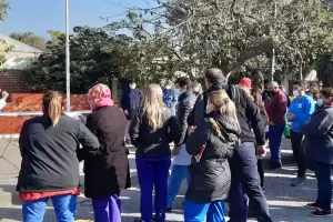 Nueva asamblea en el "San Juan": reclaman un bsico de $140 mil