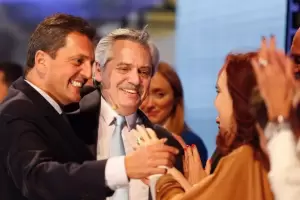 Alberto Fernndez, Cristina Kirchner y Sergio Massa juntos para enfrentar la crisis econmica