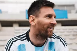 AFA present la camiseta oficial de la Seleccin argentina para el Mundial Qatar 2022