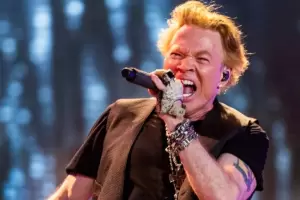 Axl Rose se refiri a su estado de salud luego de cancelar un show de Guns N' Roses